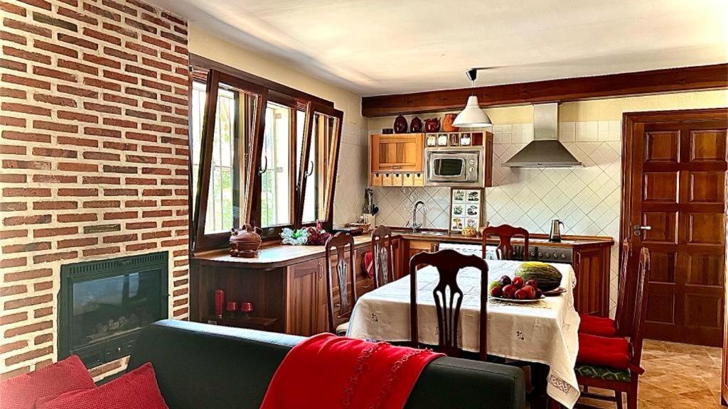 Casa Rural "Hazanas" Adanero Zewnętrze zdjęcie